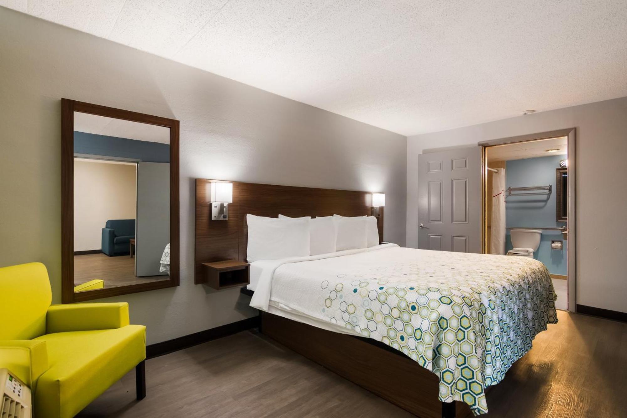 Hometowne Studios By Red Roof Vero Beach - I-95 Εξωτερικό φωτογραφία